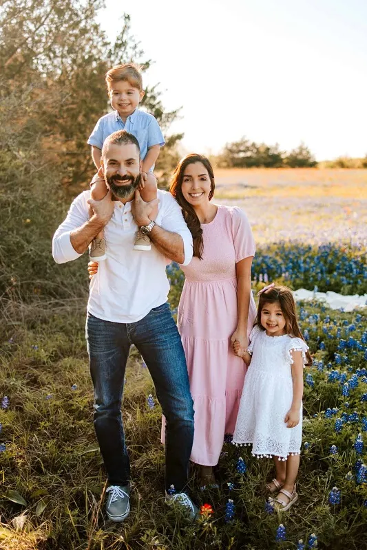 Dr. Gabriella Postalian-Rizzo family photoshoot